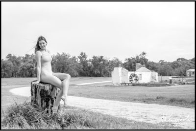 Natural in Nature – Session Two with Charlee & Dani